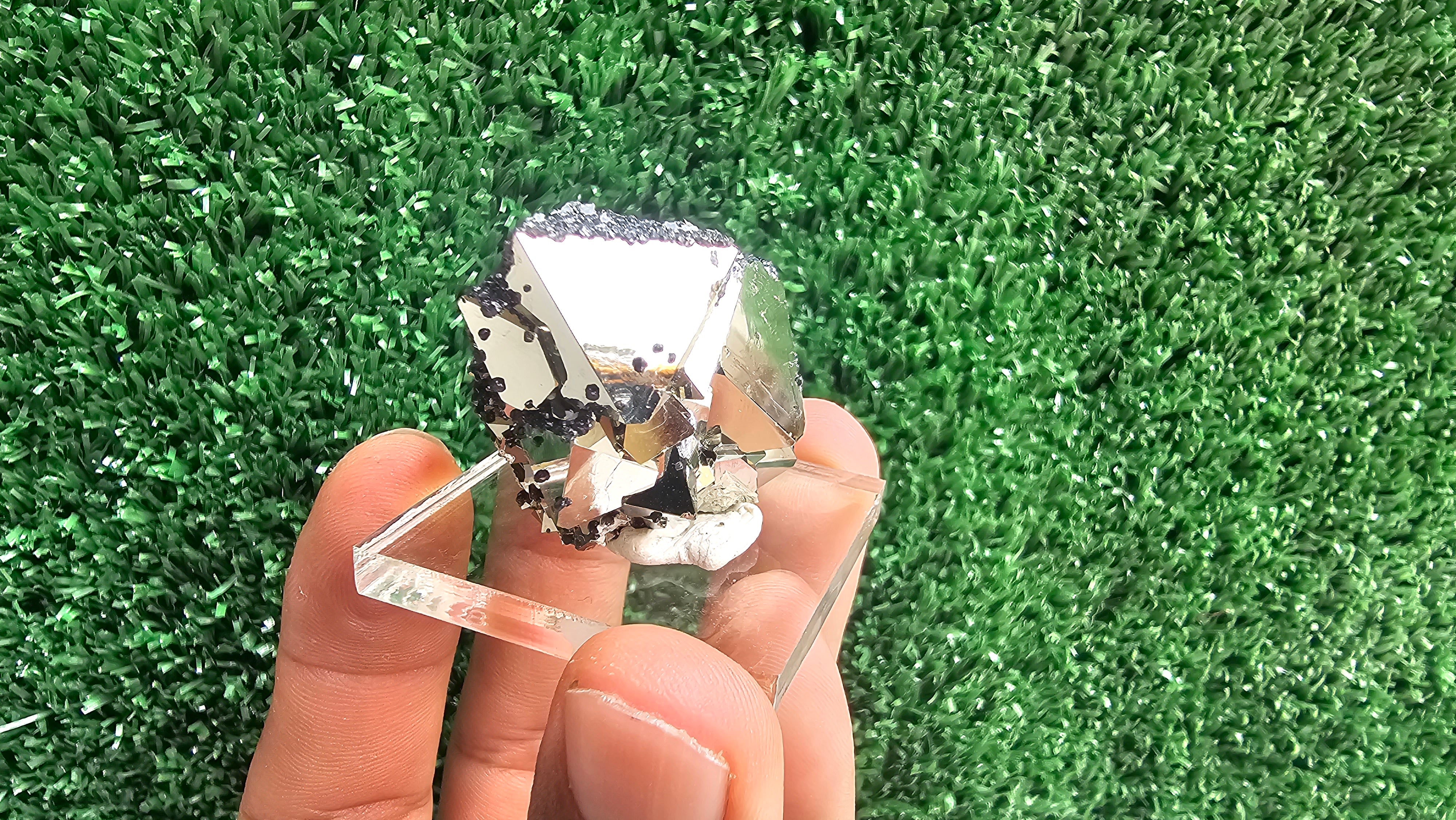pyrite octahedral
