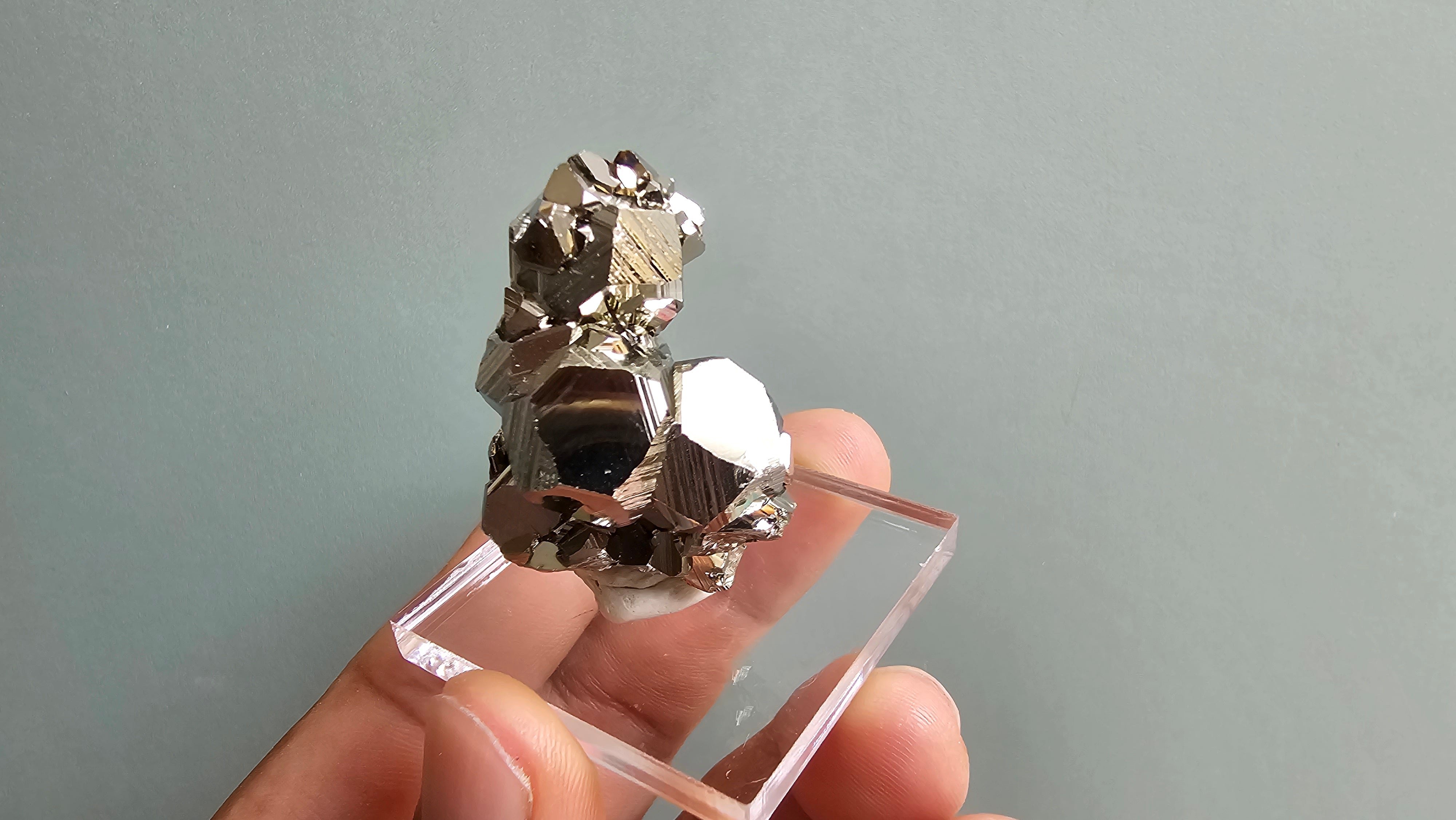 pyrite octahedral