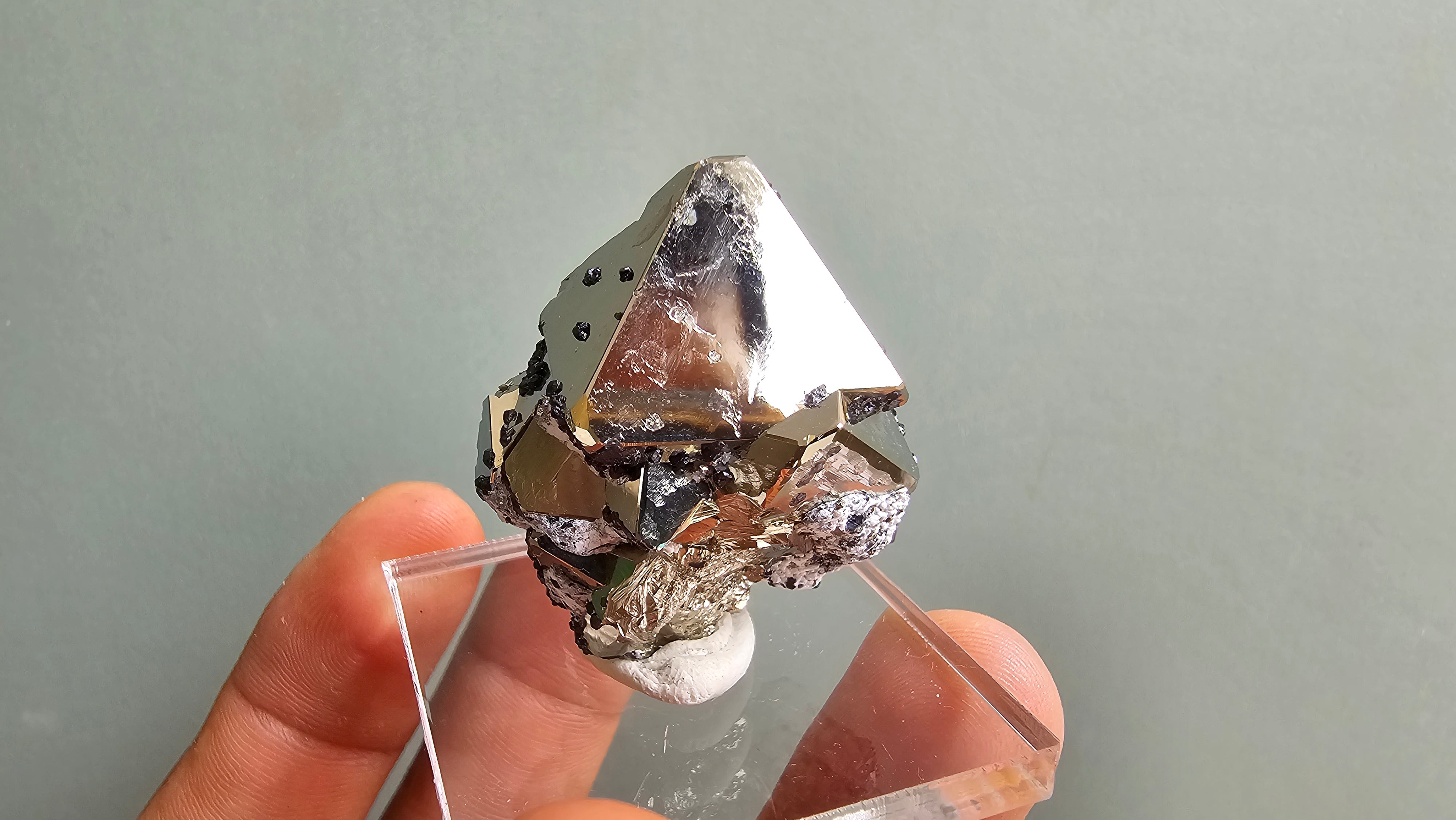 pyrite octahedral