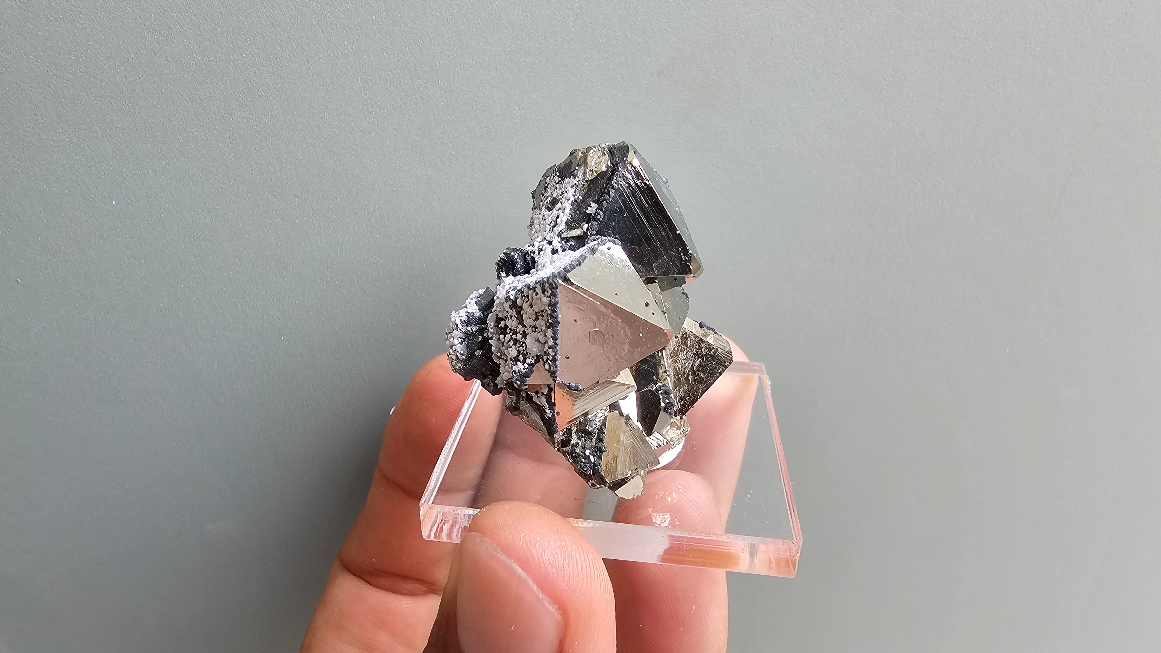 pyrite octahedral