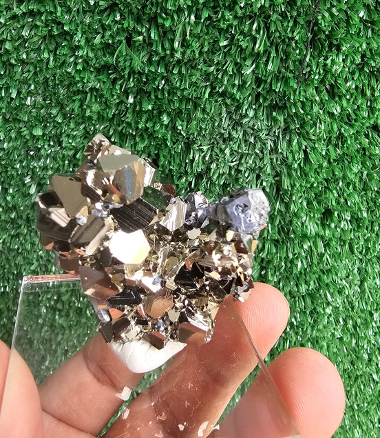 Pyrite octahedral