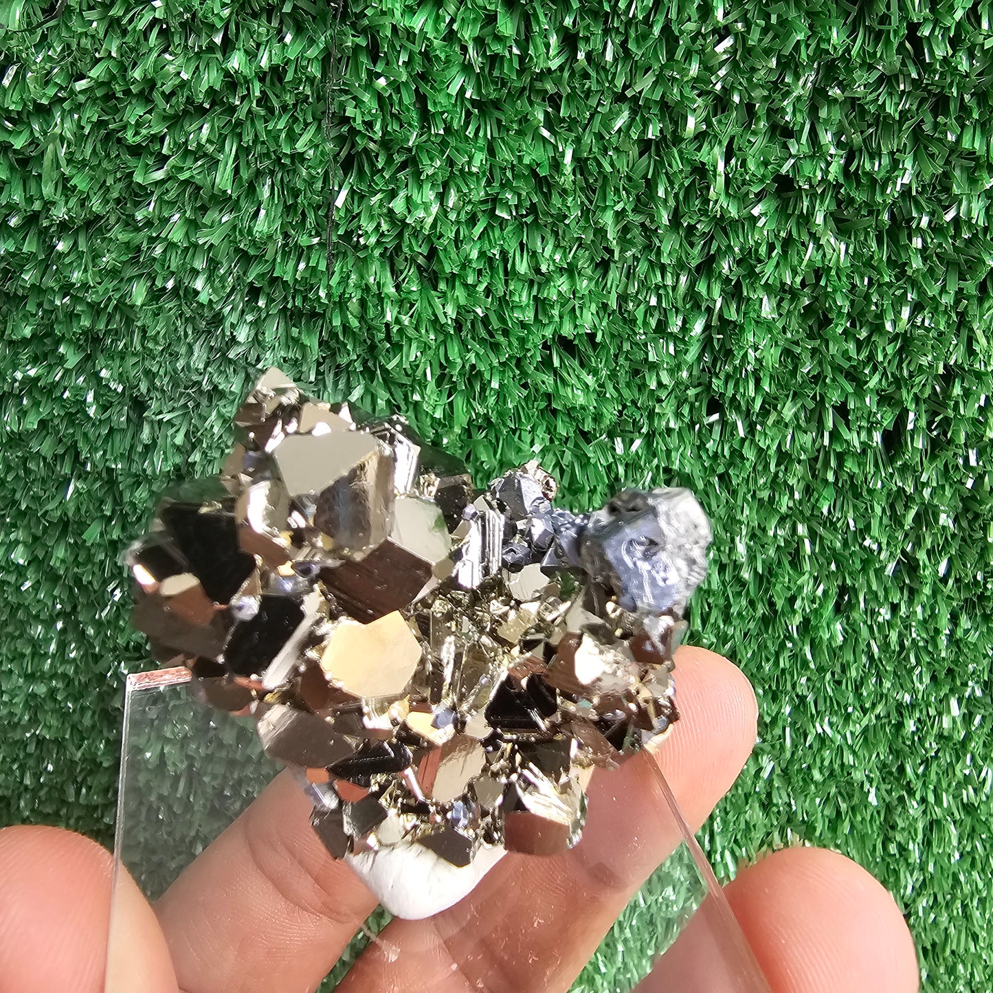 Pyrite octahedral