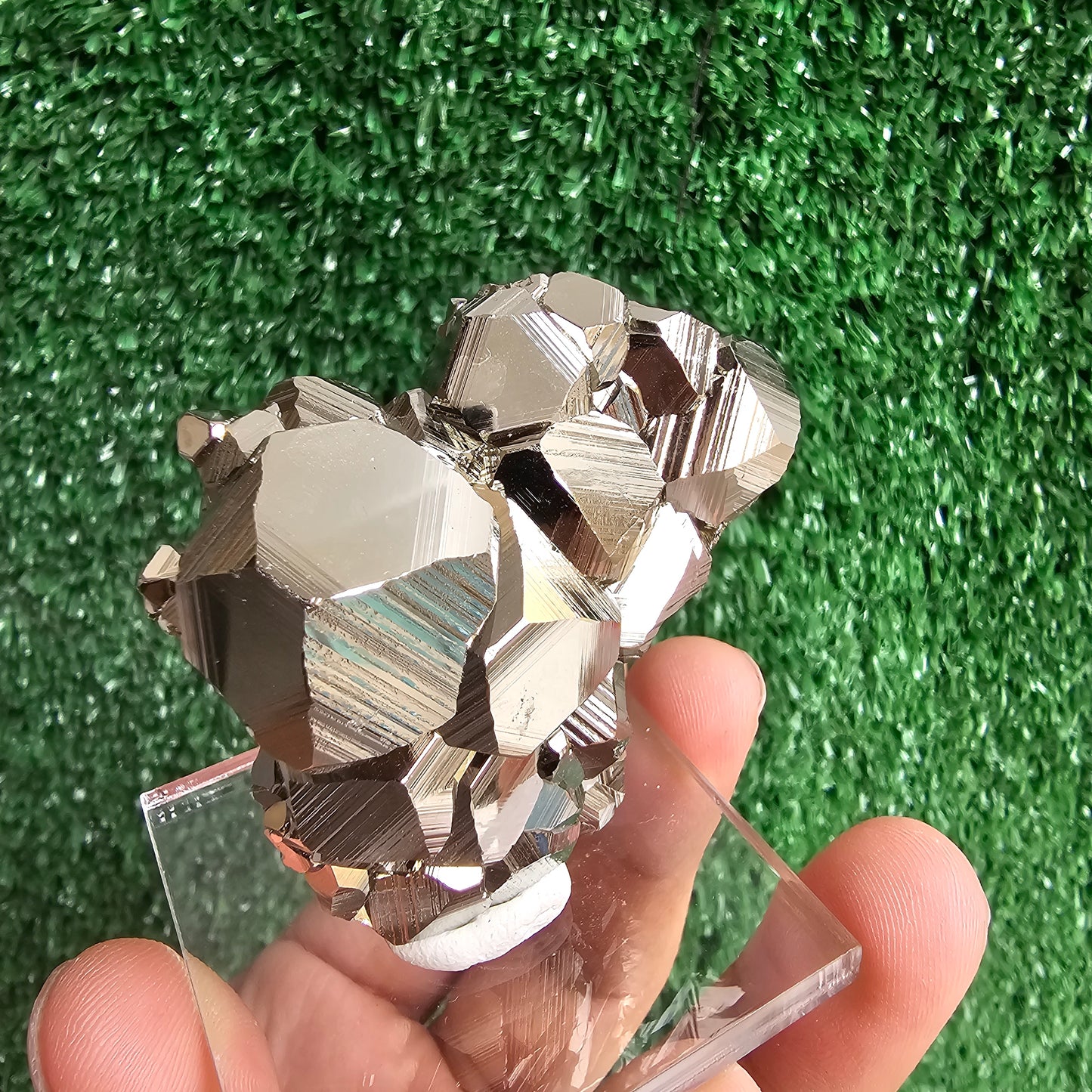 Pyrite octahedral