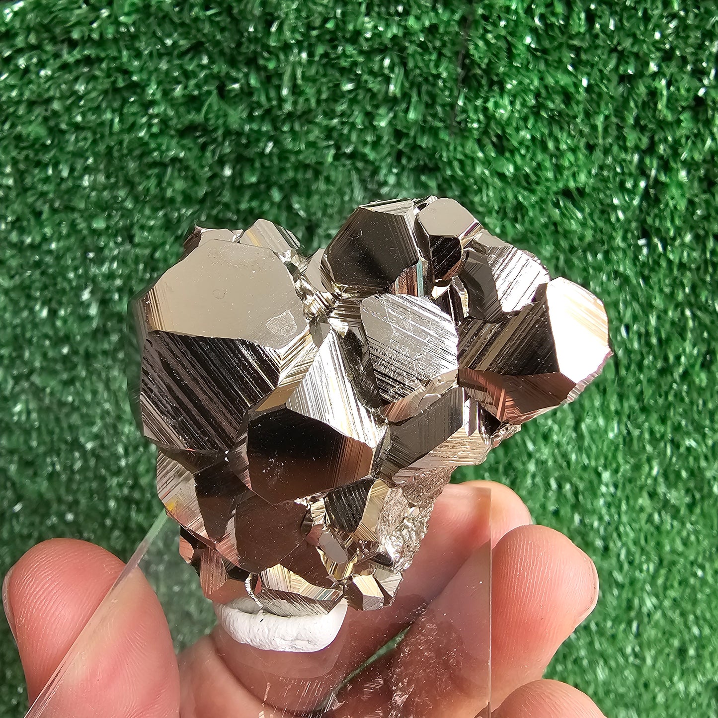 Pyrite octahedral