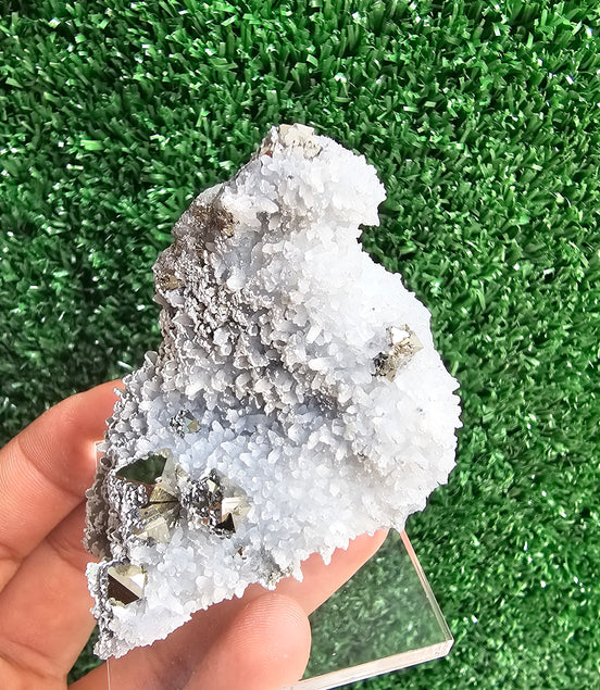 Pyrite octahedral