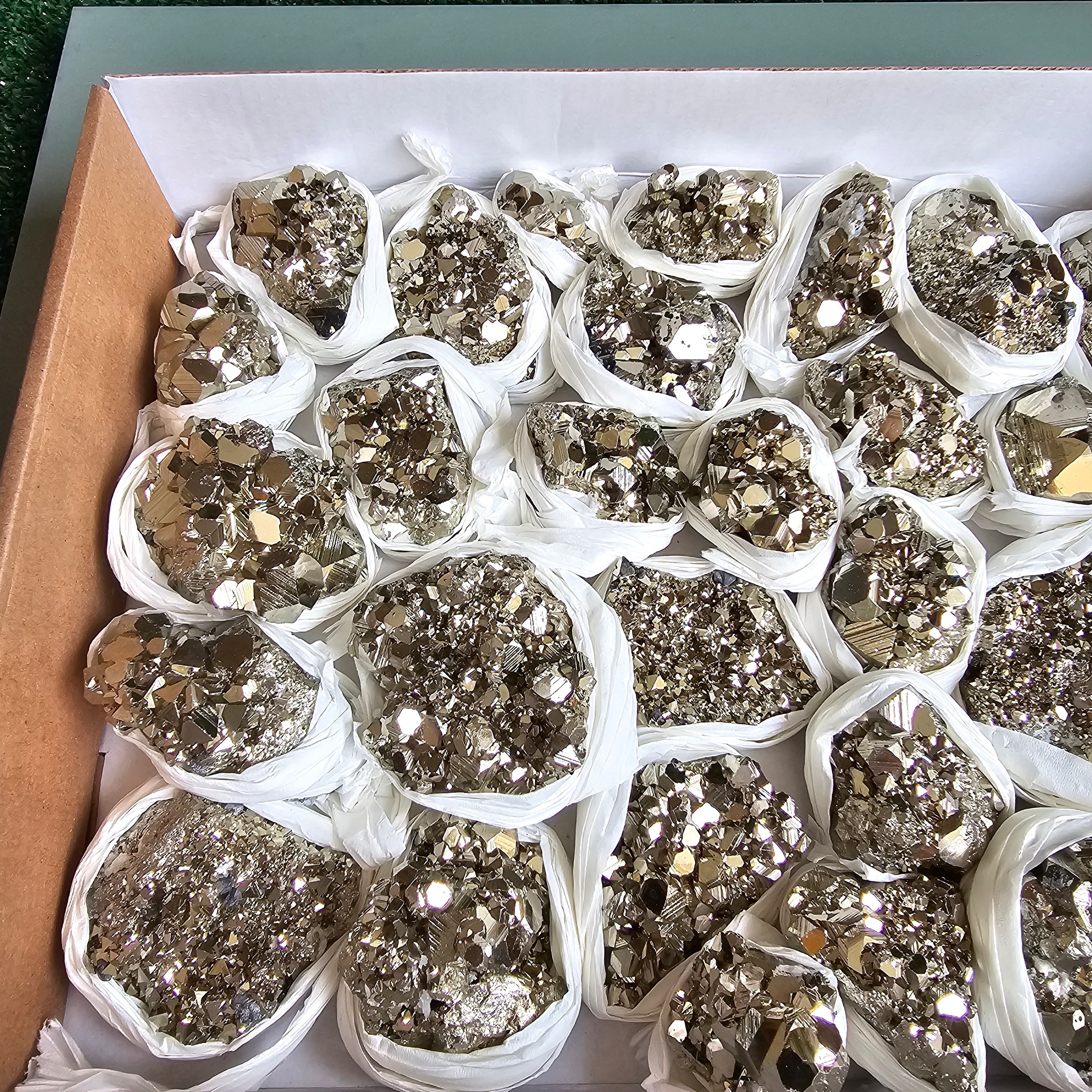 Flat pyrite Octahedral