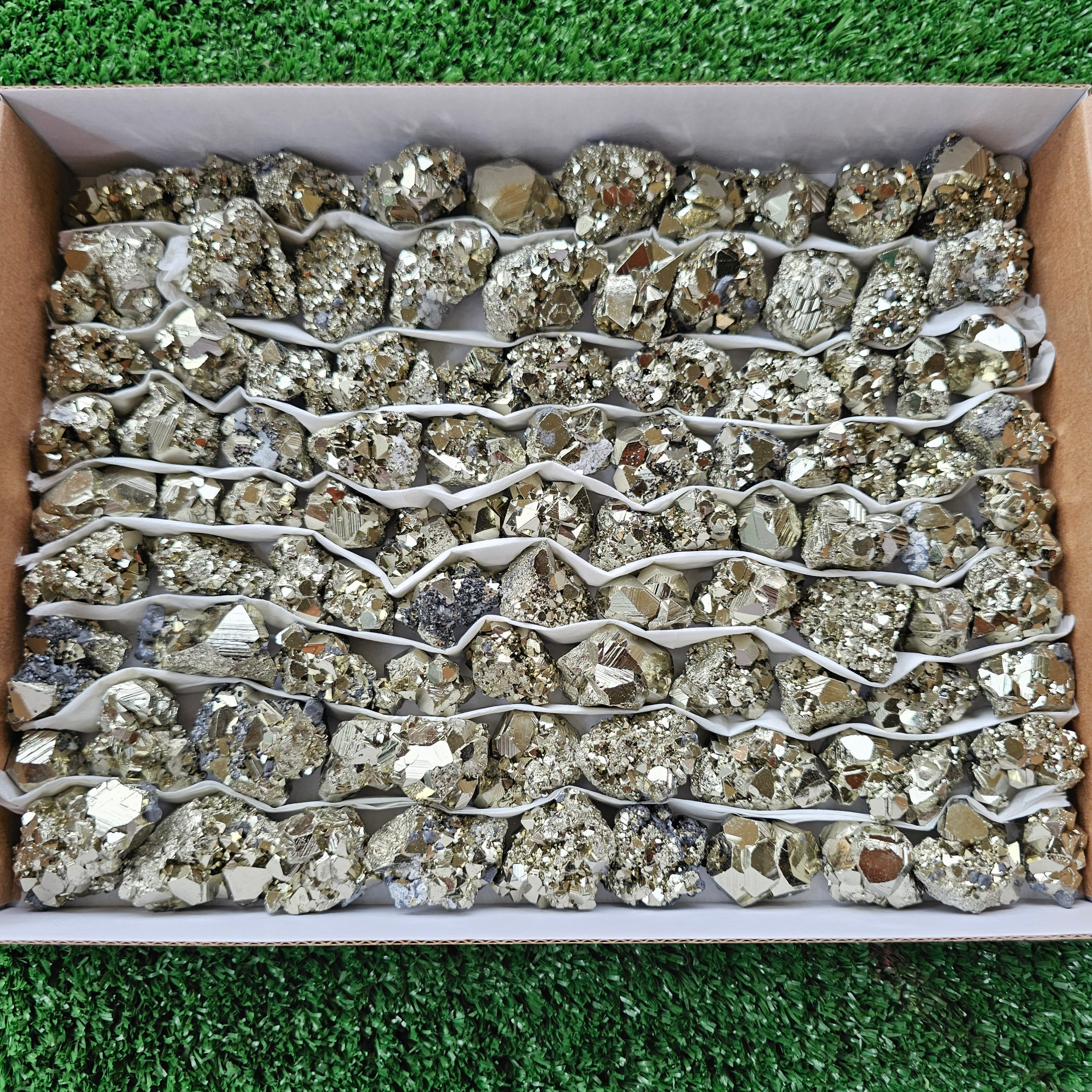 Box 96 pcs pyrite Octahedral