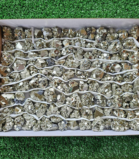 Box 112 pcs pyrite Octahedral
