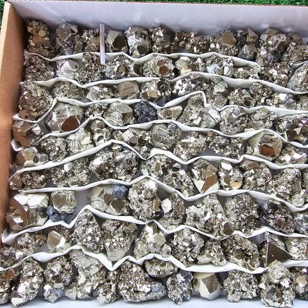 Box 112 pcs pyrite Octahedral