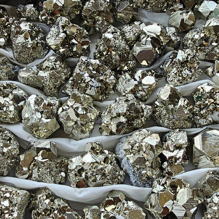 Box 80 pcs pyrite Octahedral