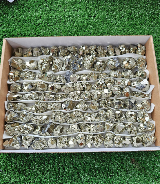 Box 105 pcs pyrite Octahedral