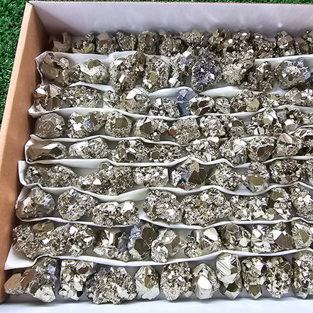 Box 105 pcs pyrite Octahedral