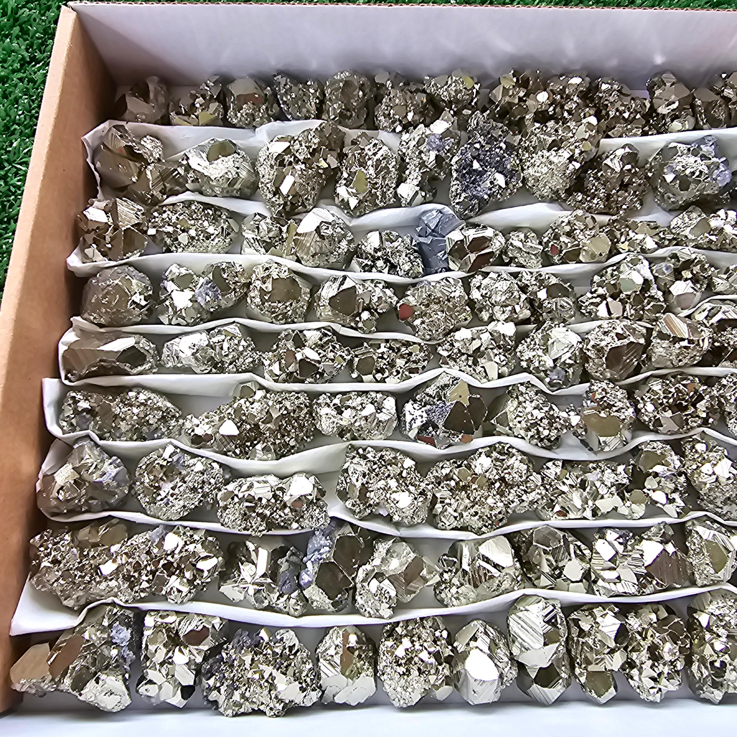 Box 105 pcs pyrite Octahedral