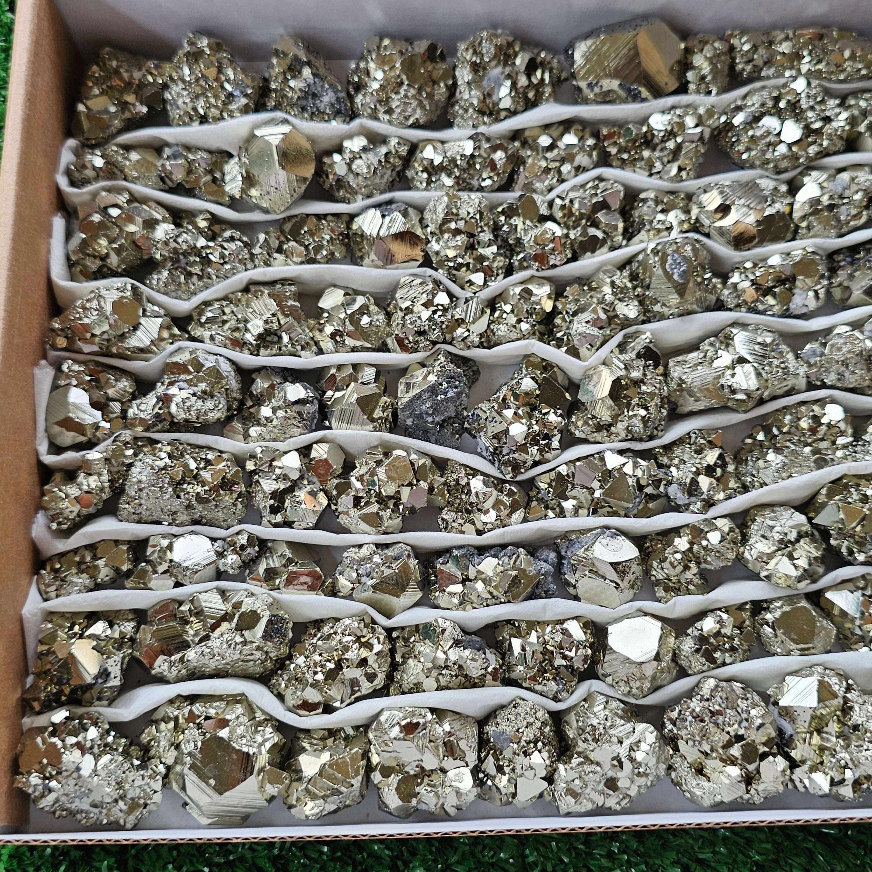Box 102 pcs pyrite Octahedral