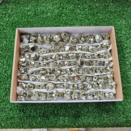Box 100 pcs pyrite Octahedral