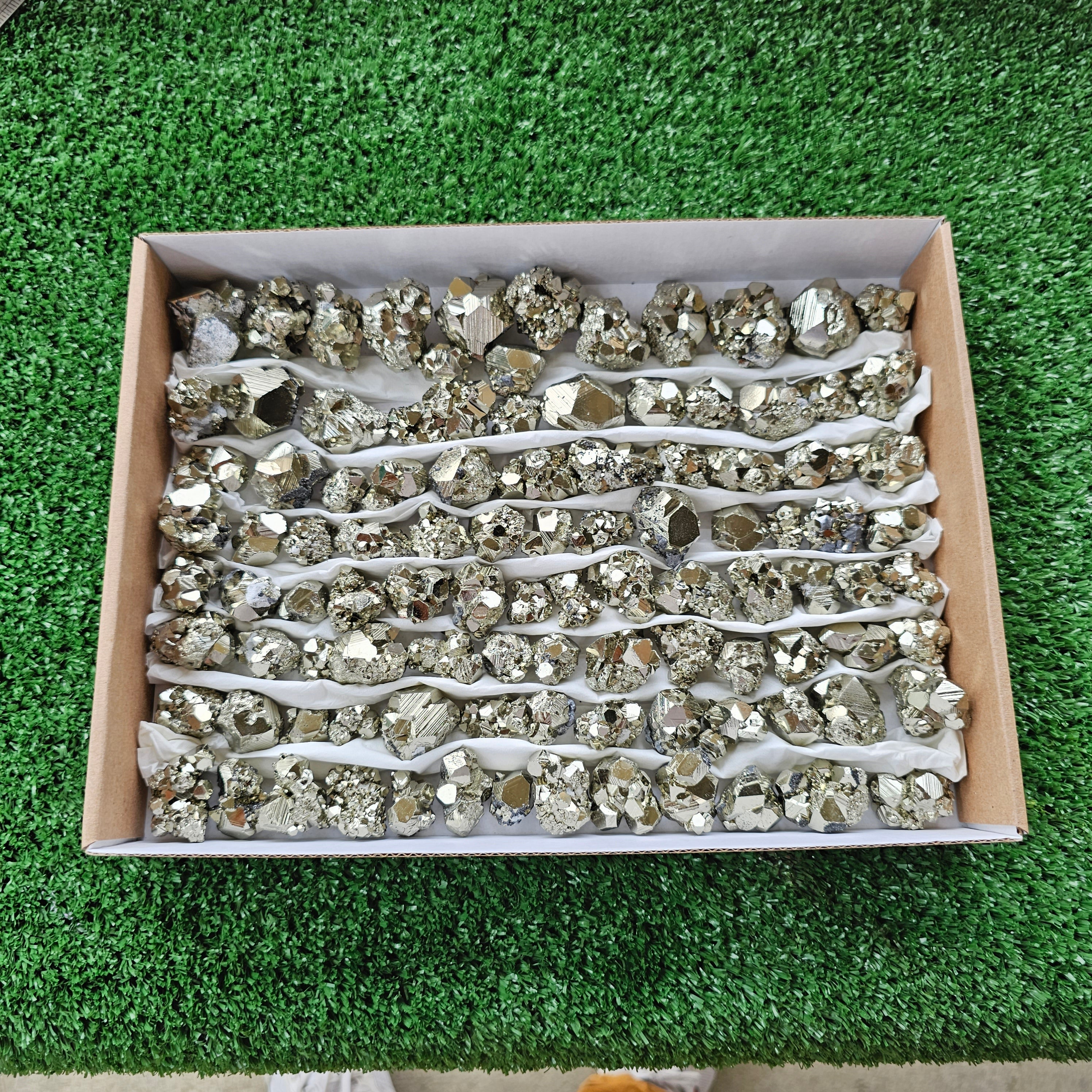 Box 100 pcs pyrite Octahedral