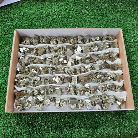Box 90 pcs pyrite Octahedral