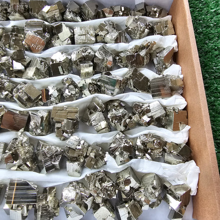 Box 90 pcs pyrite Octahedral