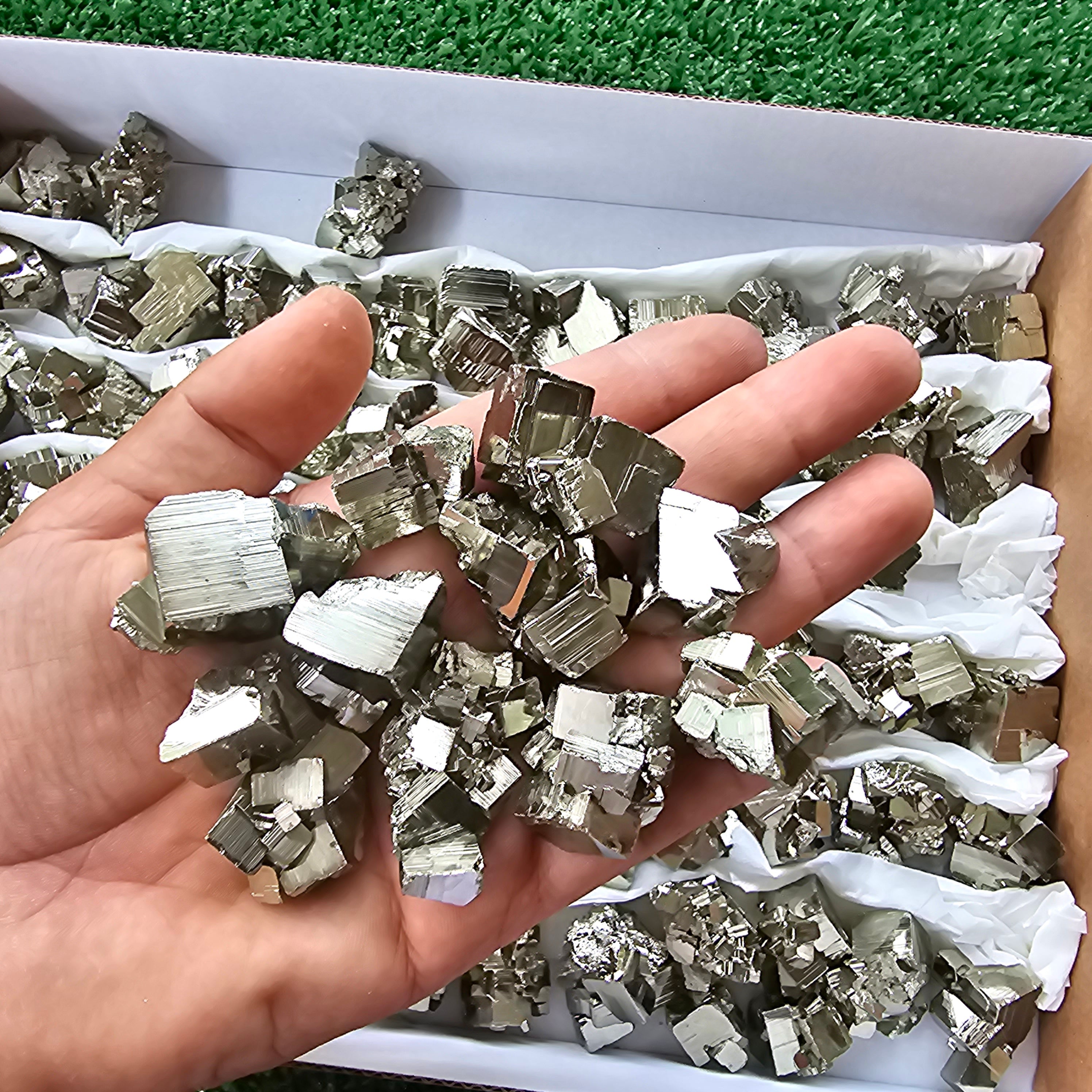 Box 90 pcs pyrite Octahedral