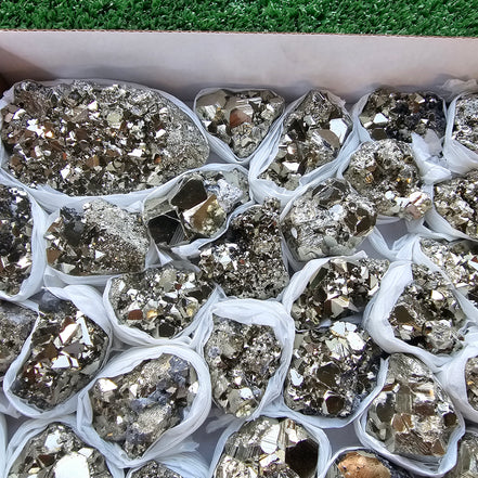 Box 46 pcs pyrite Octahedral