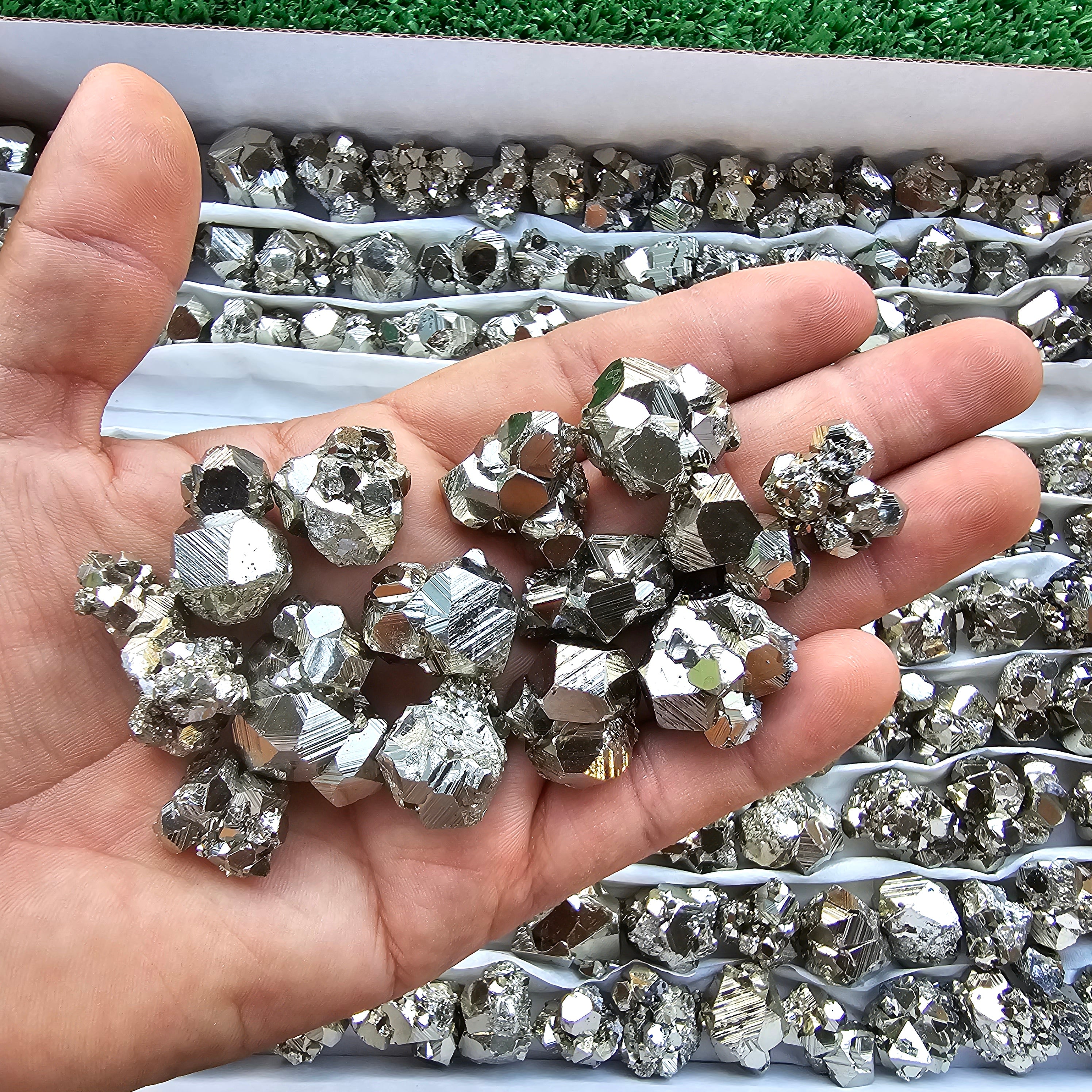 Box 150 pcs pyrite Octahedral