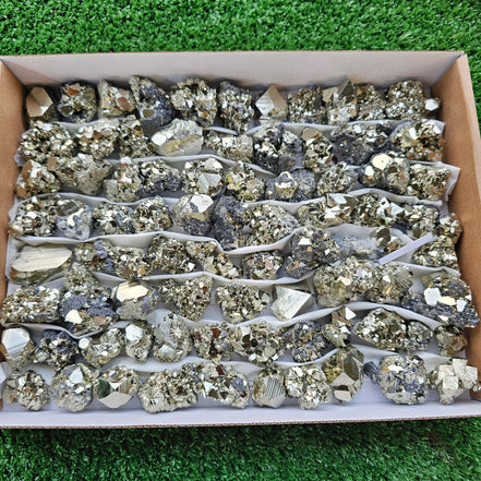 Box 80 pcs pyrite Octahedral