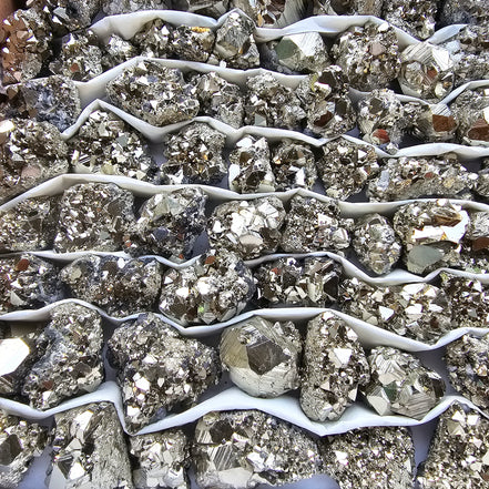 Box 84 pcs pyrite Octahedral