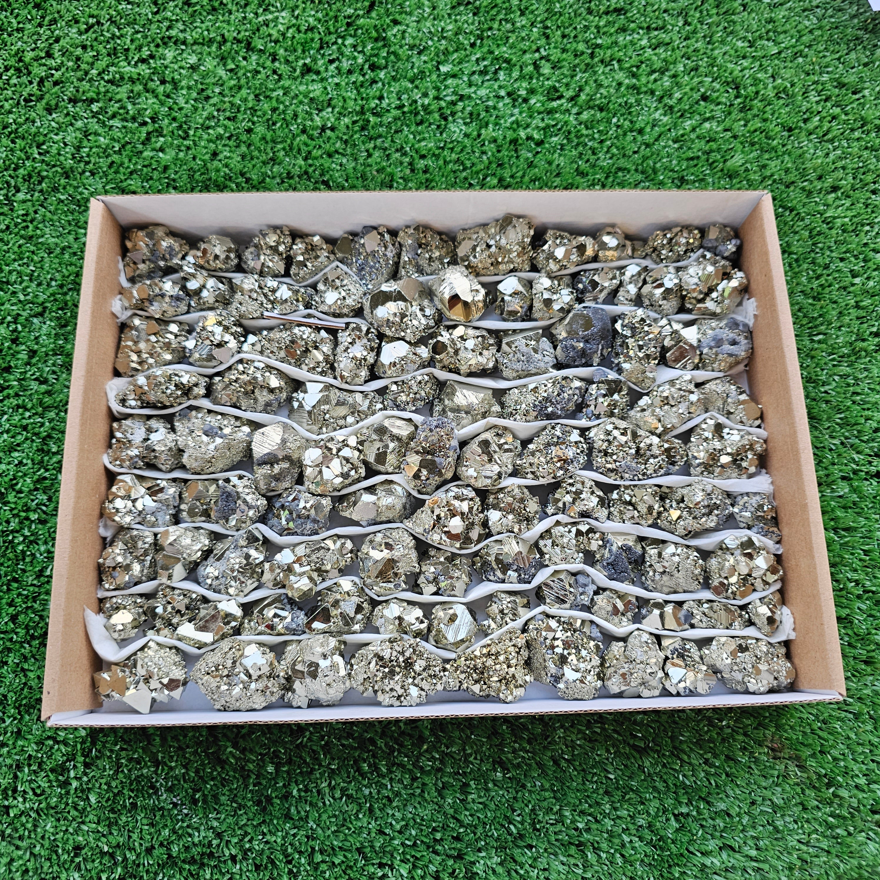 Box 97  pcs pyrite Octahedral