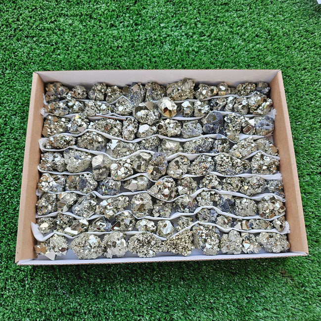 Box 97  pcs pyrite Octahedral