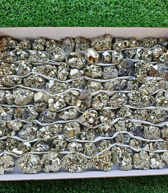 Box 97  pcs pyrite Octahedral