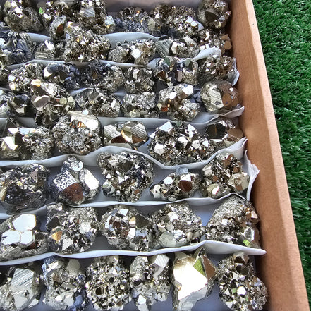 Box 80 pcs pyrite Octahedral