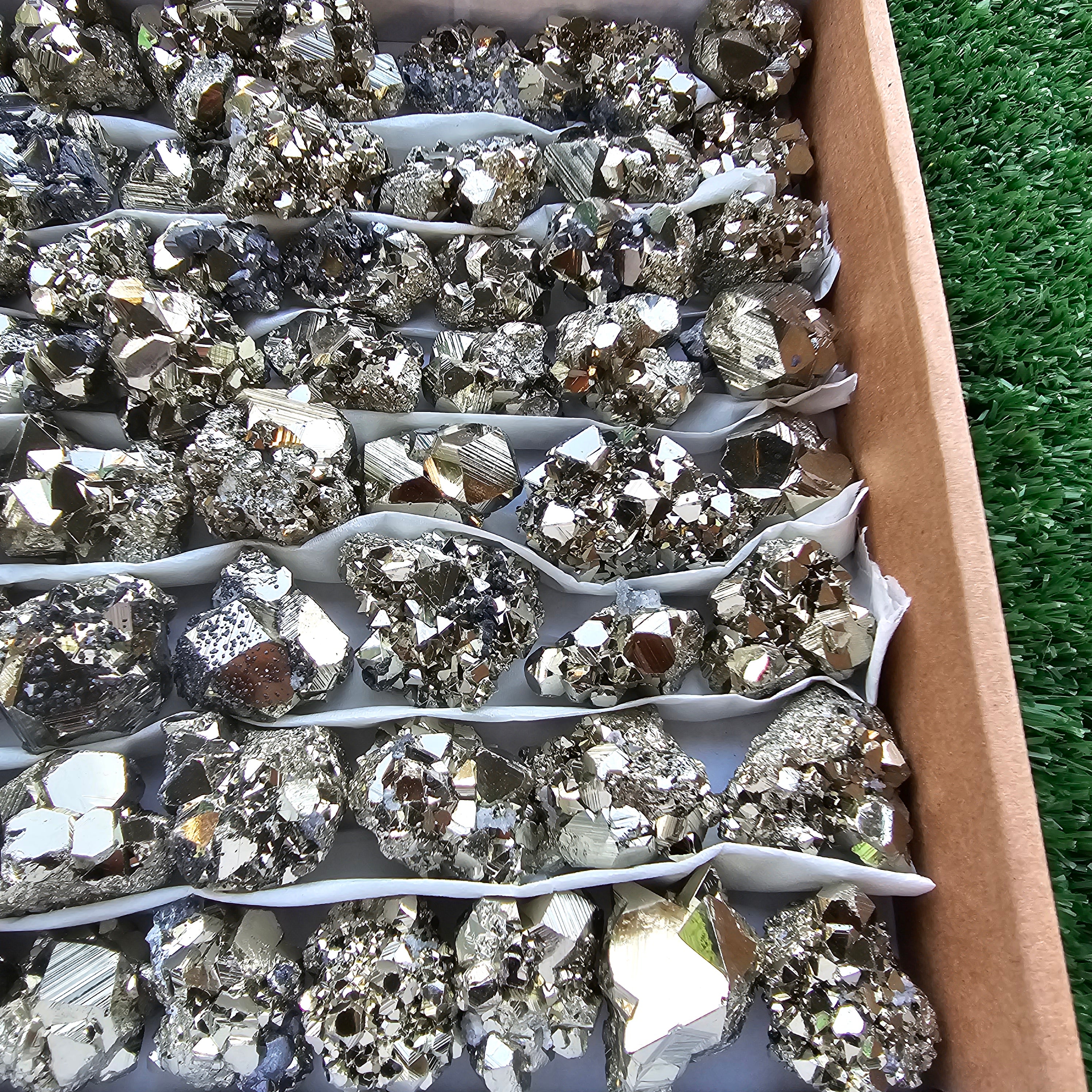 Box 80 pcs pyrite Octahedral