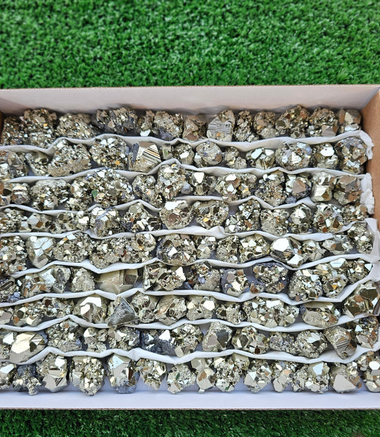 Box 111 pcs pyrite Octahedral