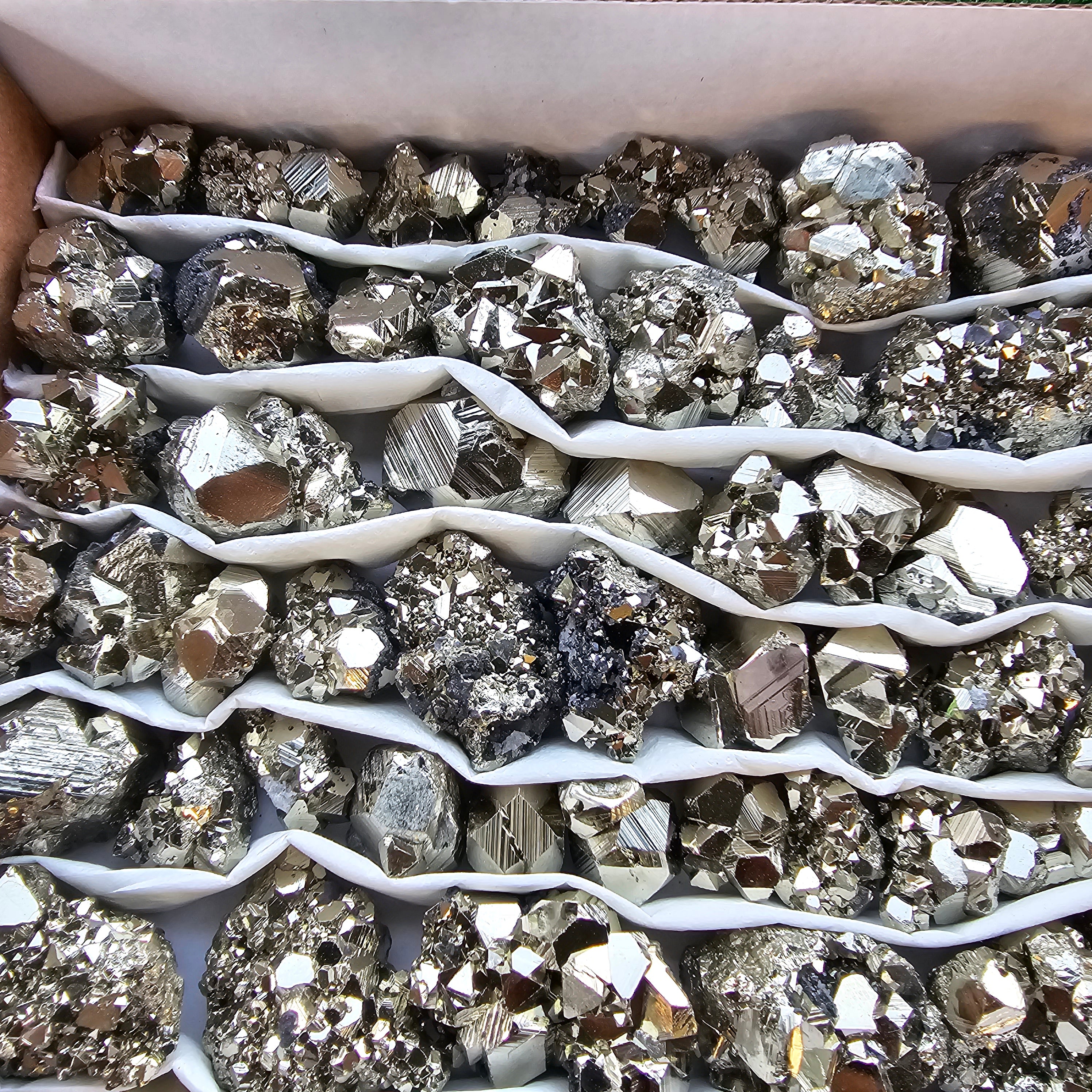 Box 122 pcs pyrite Octahedral