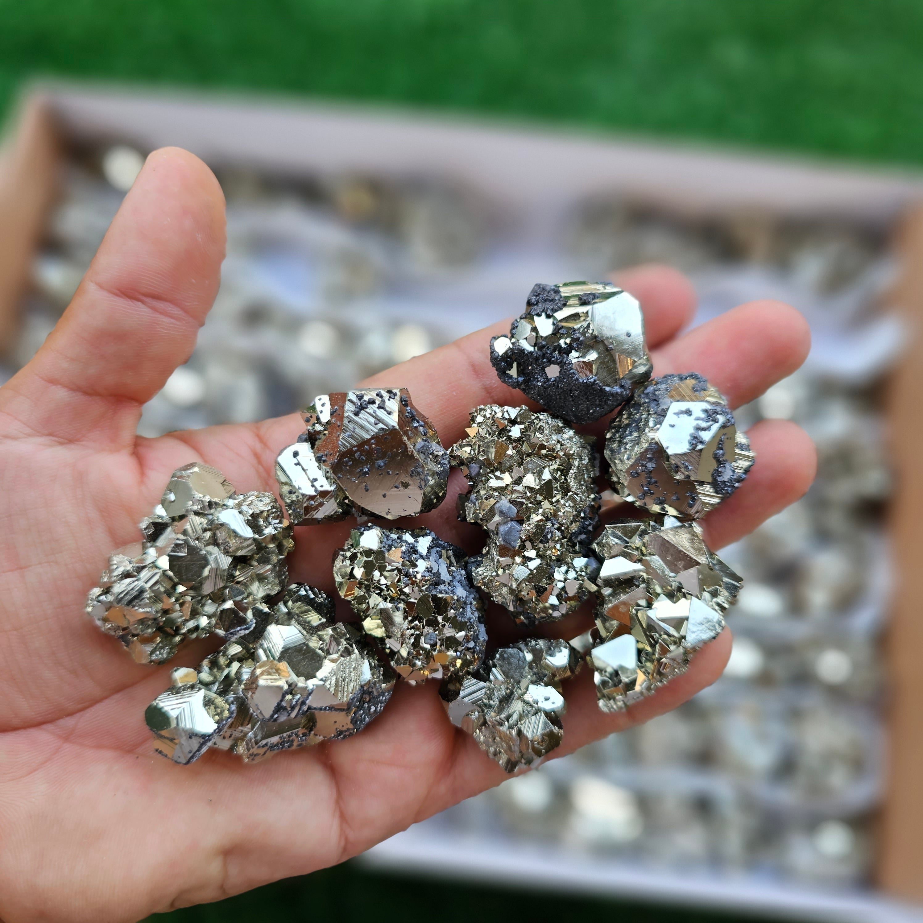 Box 122 pcs pyrite Octahedral