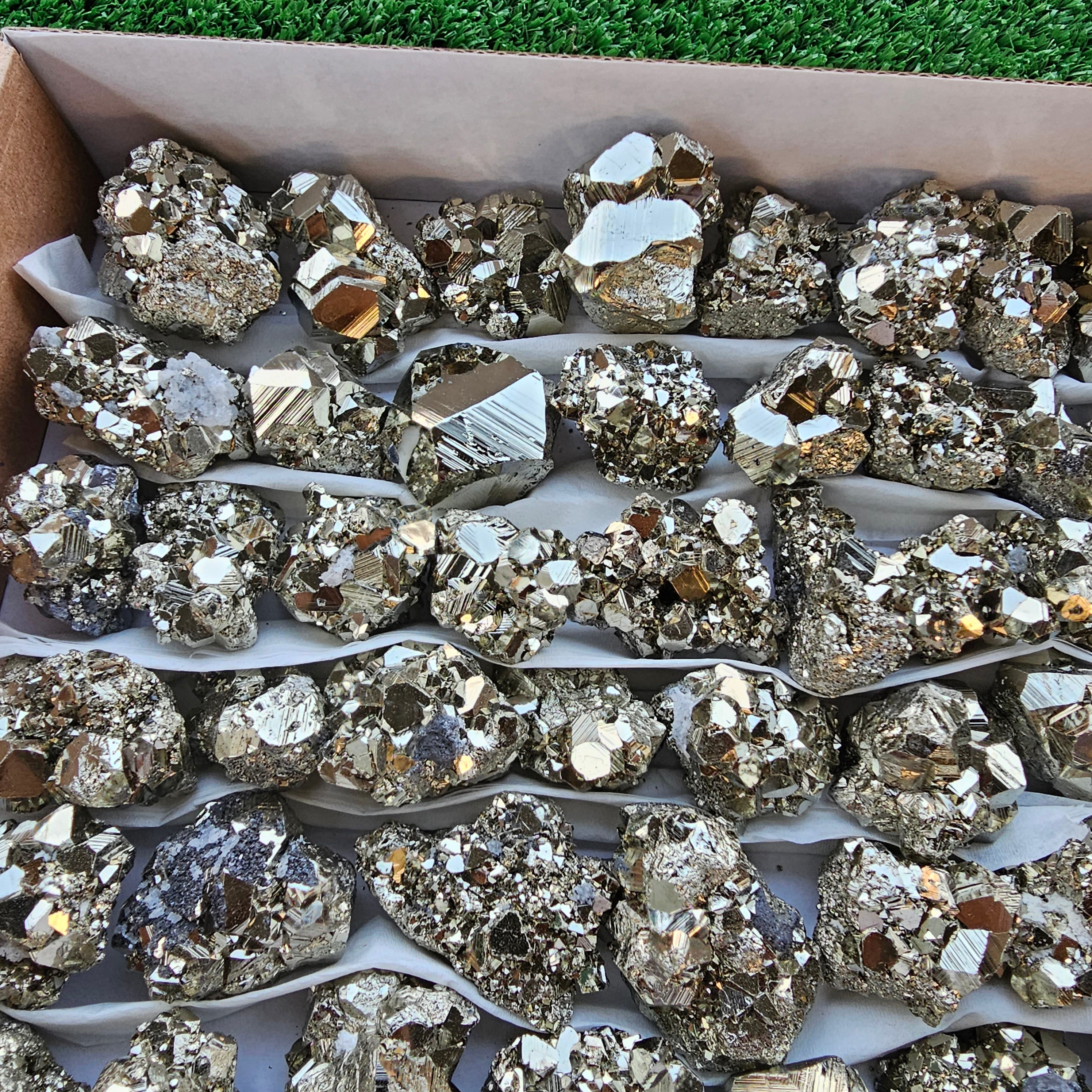 Box 68 pcs pyrite Octahedral
