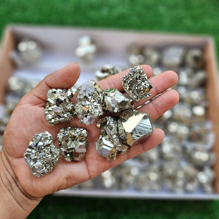 Box 68 pcs pyrite Octahedral