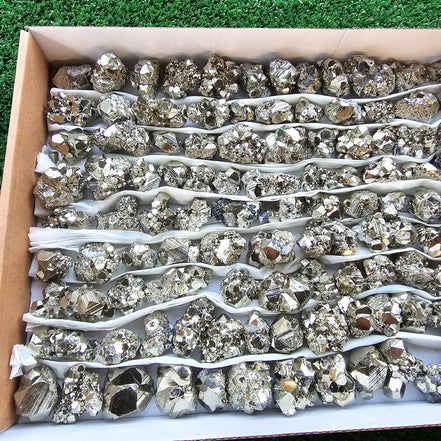 Box 107 pcs pyrite Octahedral
