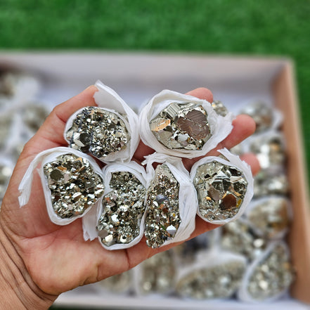 Box 43 pcs pyrite Octahedral