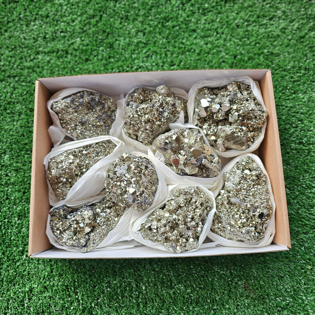 Box 9 pcs big pyrite Octahedral