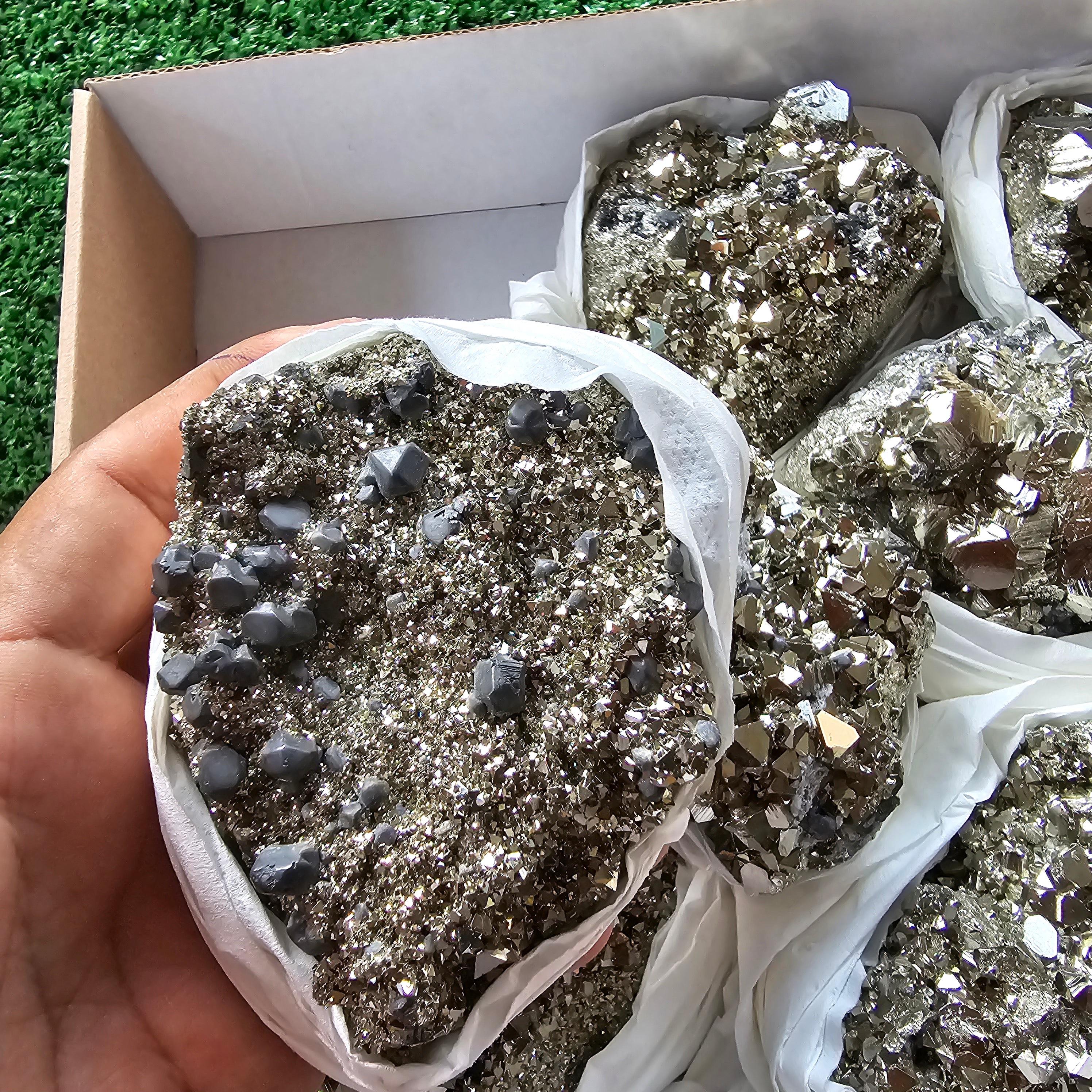 Box 9 pcs big pyrite Octahedral