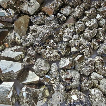 Box 96 pcs big pyrite Octahedral