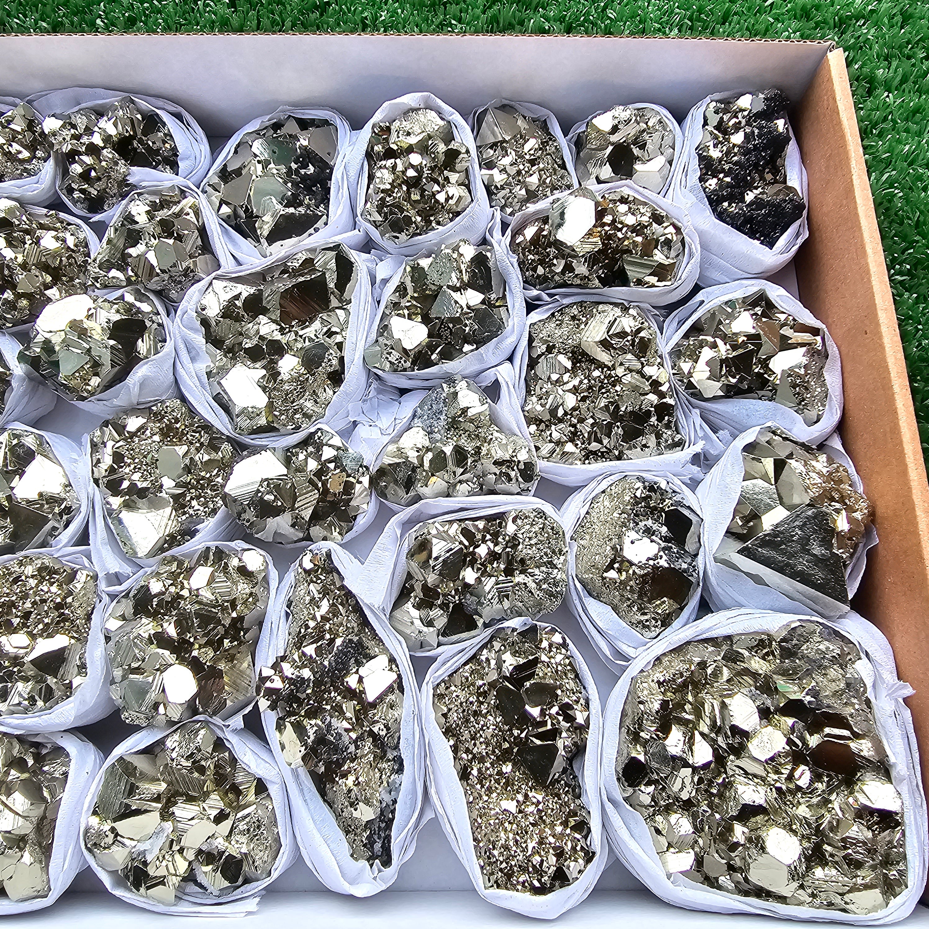 Box 32 pcs big pyrite Octahedral