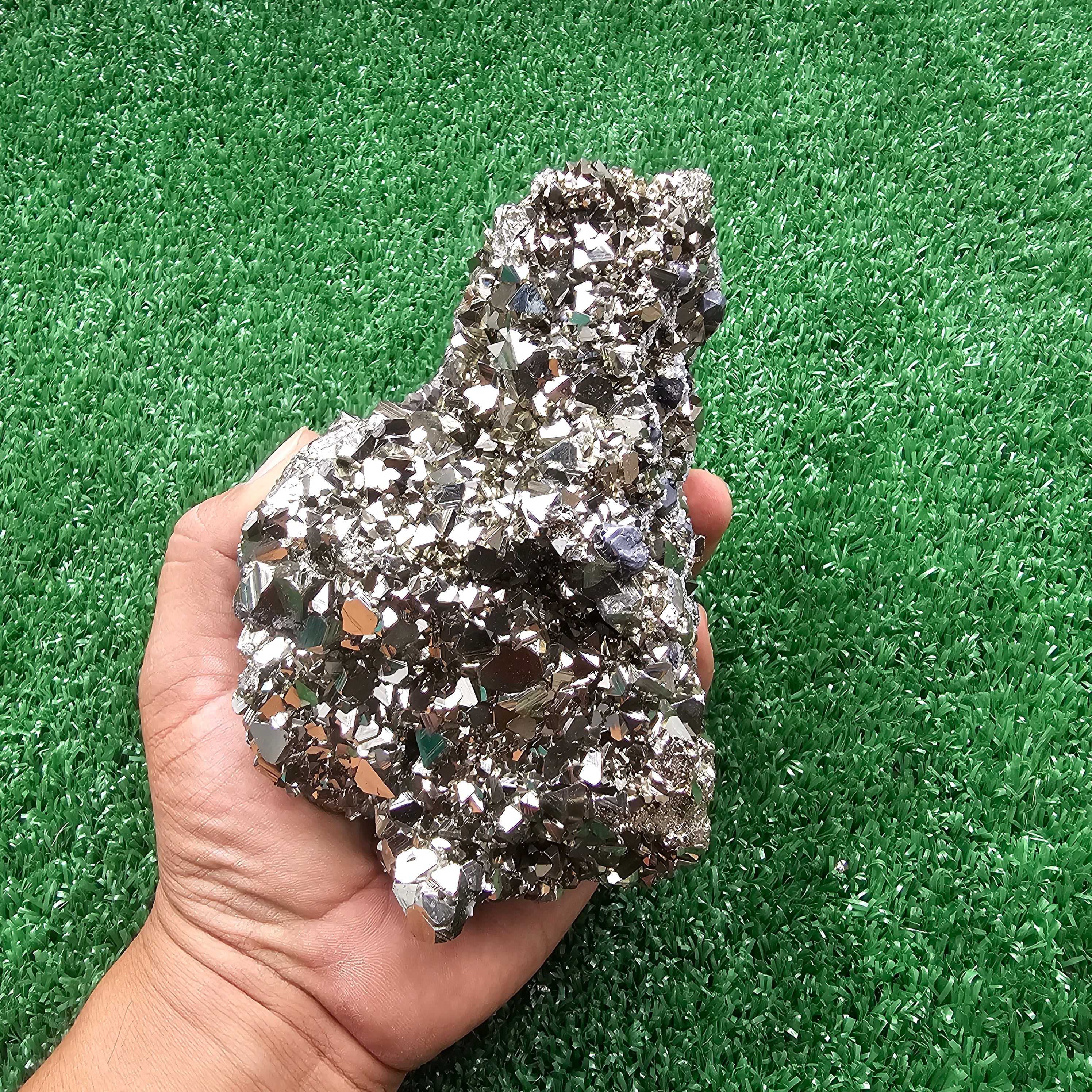 pyrite Octahedral