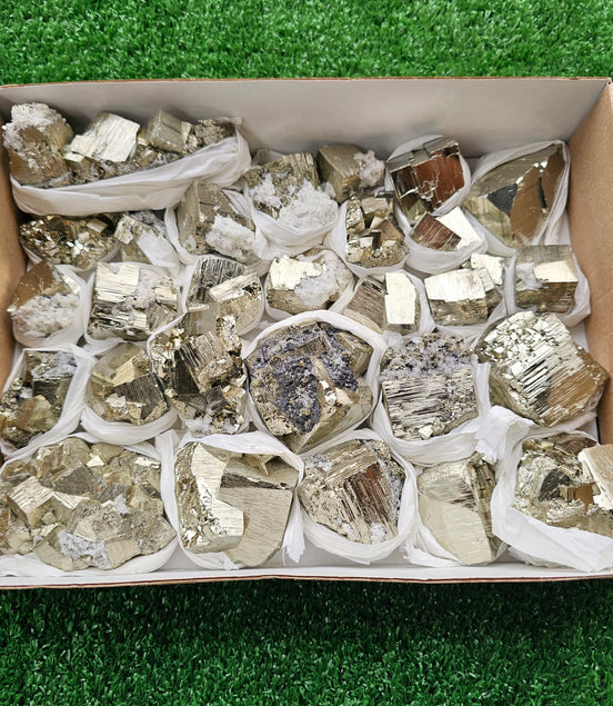pyrite Cubic box