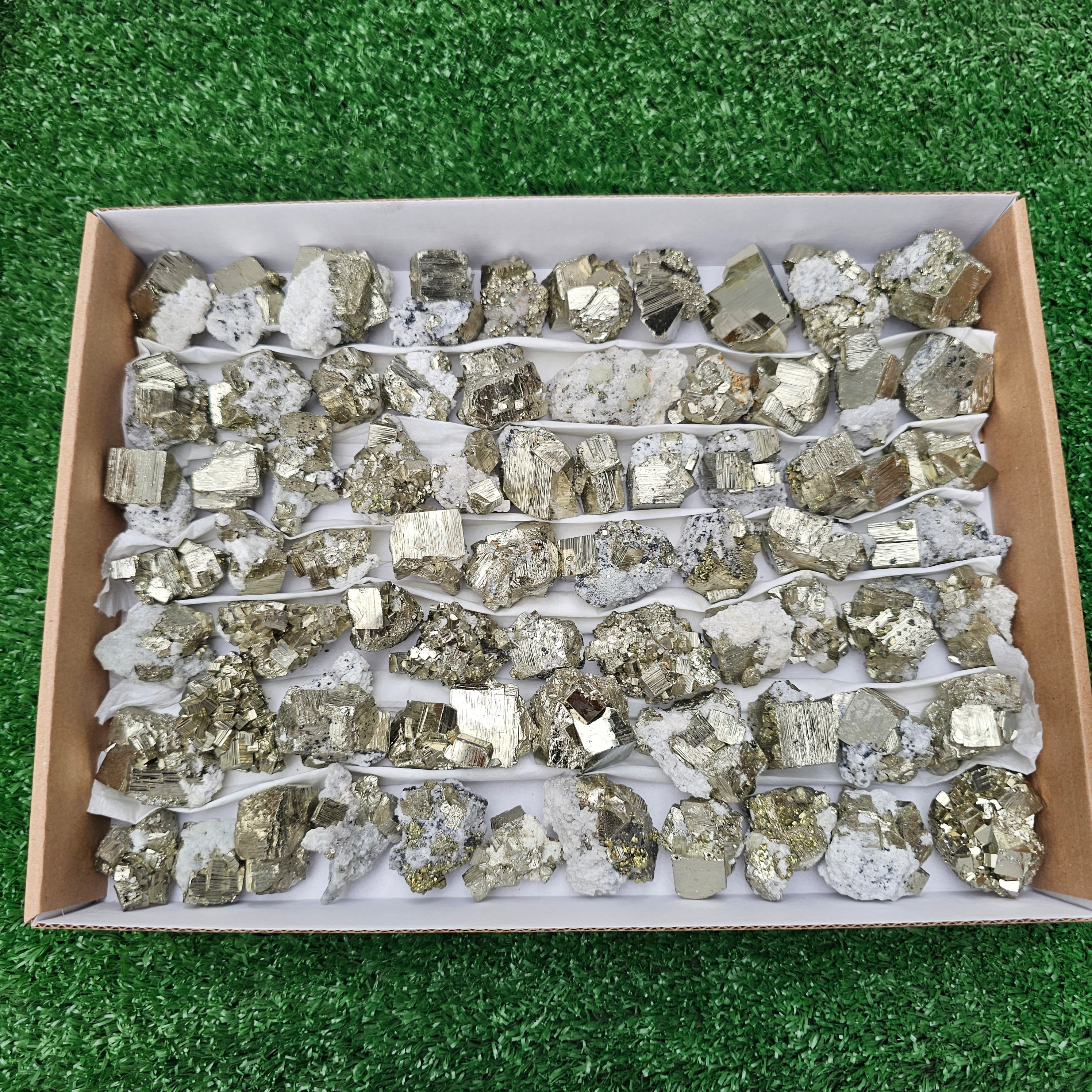 70 pc pyrite Cubic box
