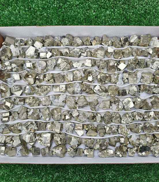 130 pc pyrite Cubic box