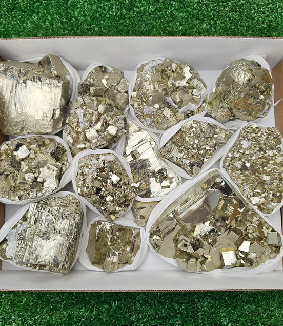 12 pc pyrite Cubic