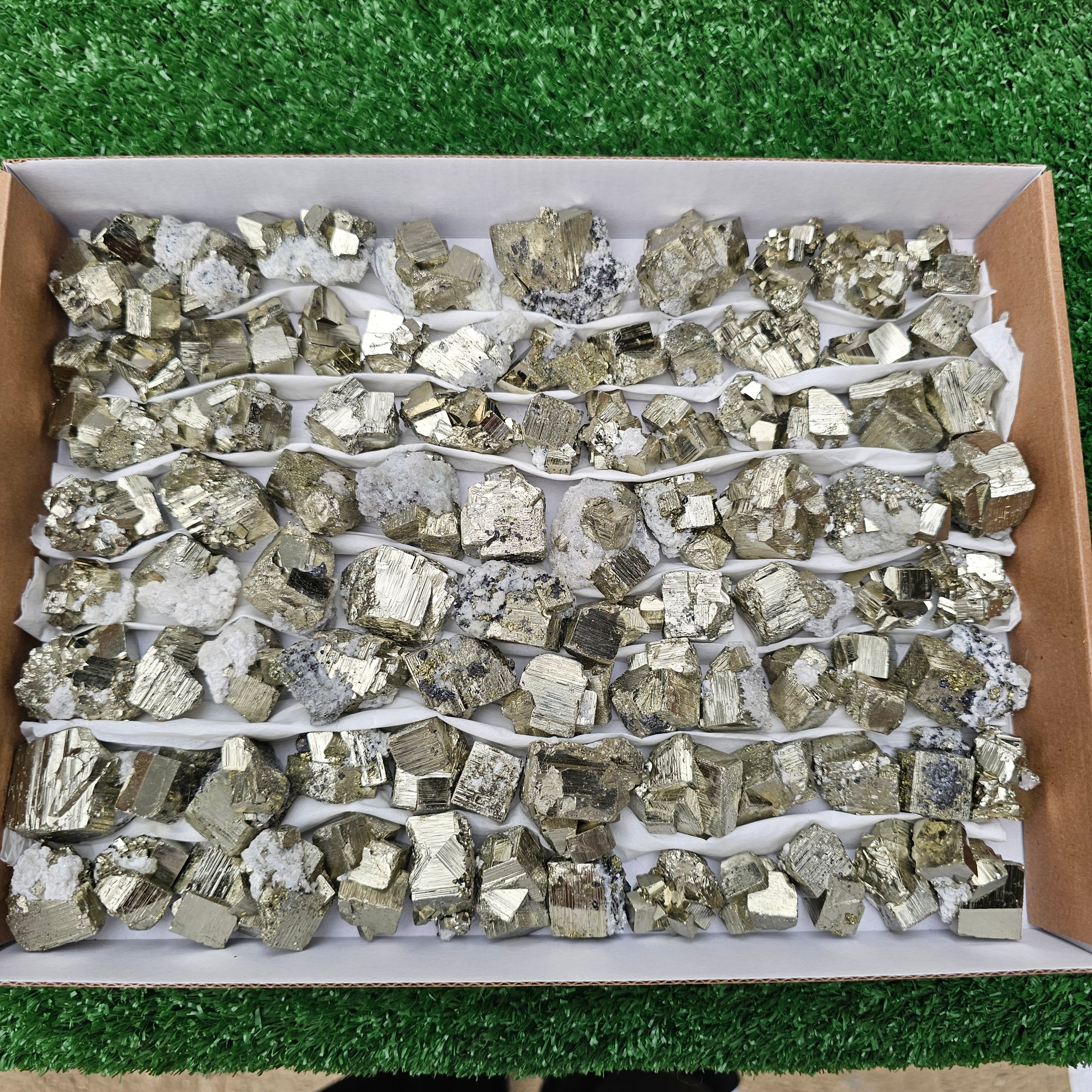 90 pc pyrite Cubic