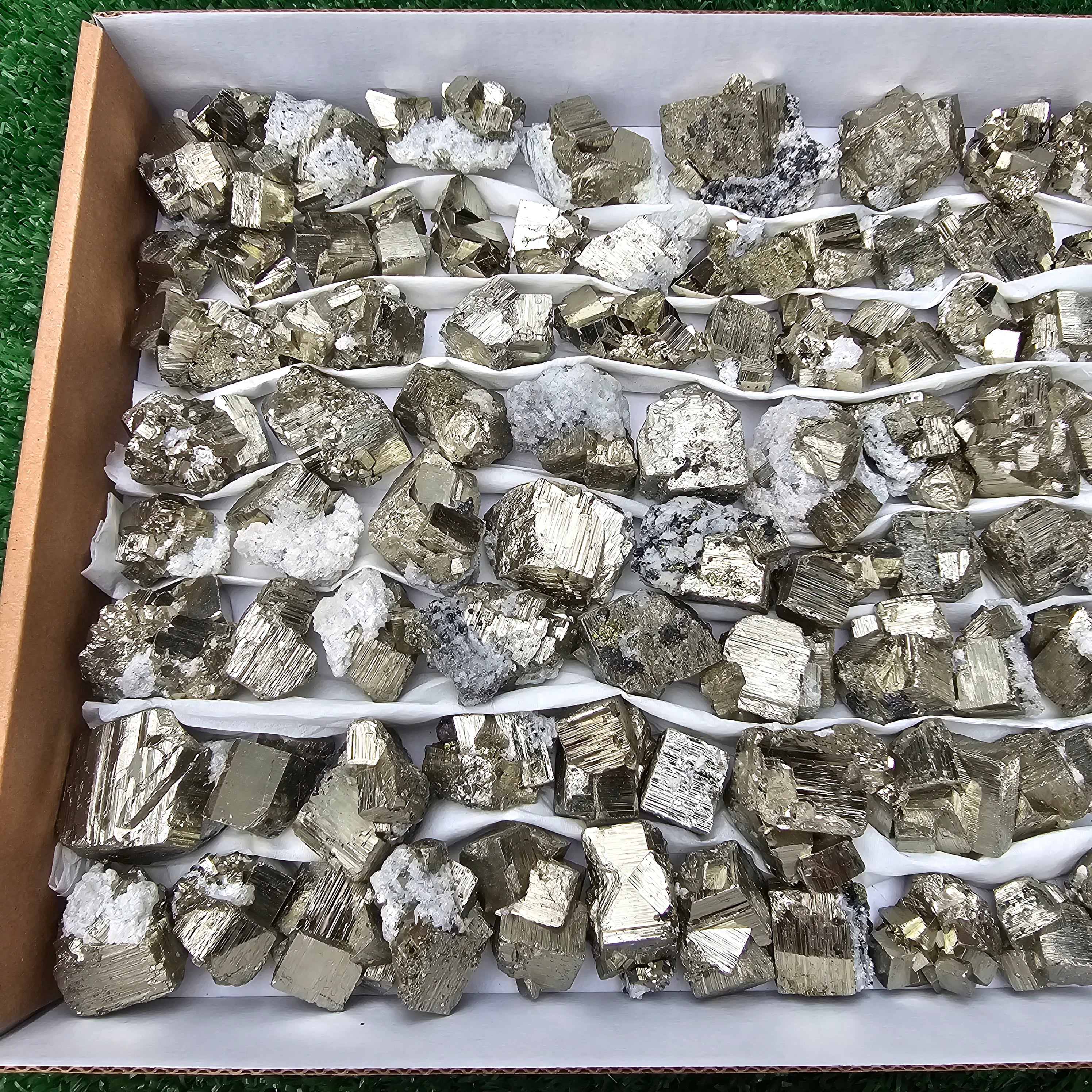 90 pc pyrite Cubic
